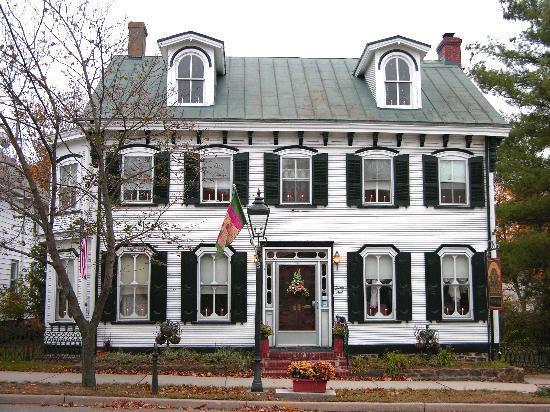 Isaac Hilliard House Bed And Breakfast Pemberton Exteriör bild